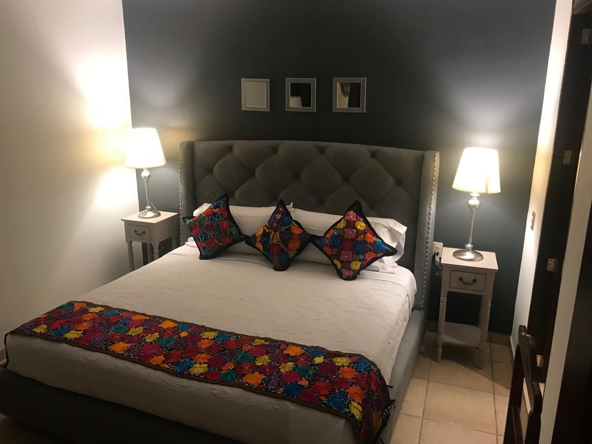 Del Centro Hotel Бернал Екстериор снимка