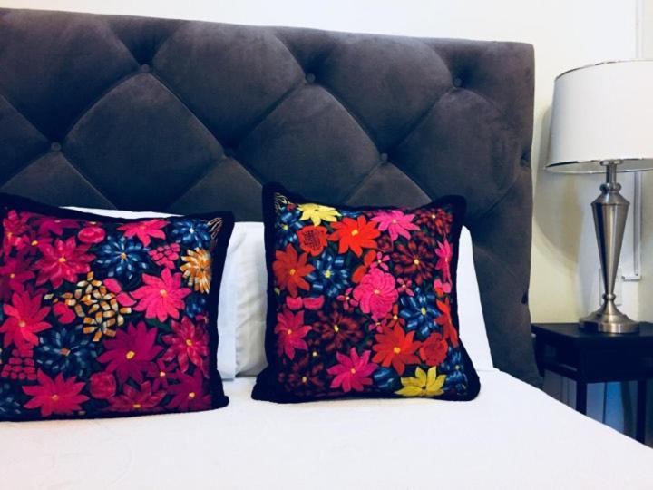 Del Centro Hotel Бернал Екстериор снимка